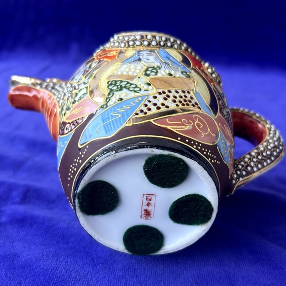 Antique Japanese Satsuma Dragonware Moriage Gold Tea Set - Hand Painted - Picture 6 of 16